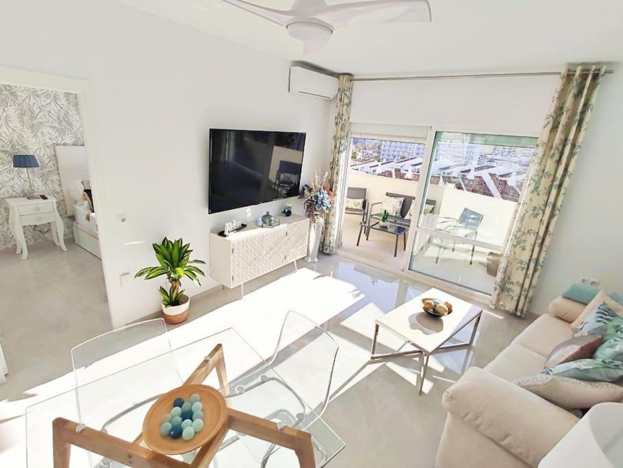 Lux. Frontbeach-Terrace. 5 Pools.Tv. 2 A.C.Netflix Benalmádena Exterior foto